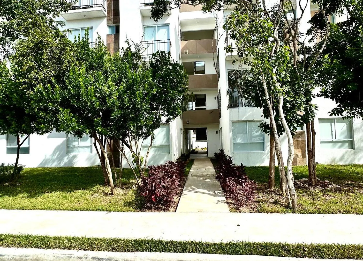Ya Ab Kuxtal Suite With Big Pool-Grill-Balcony-Garden Playa del Carmen 0*,  Meksika